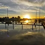 Sonnensegler Usedom Direkt Am Yachthafen Mit Terrasse Parkplatz Wlan