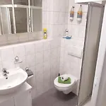 Apartamento Sonnensegler Usedom Direkt Am Yachthafen Mit Terrasse Parkplatz Wlan Karlshagen