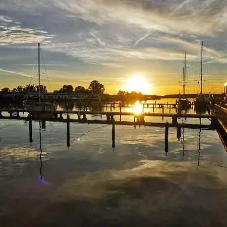 Sonnensegler Usedom Direkt Am Yachthafen Mit Terrasse Parkplatz Wlan